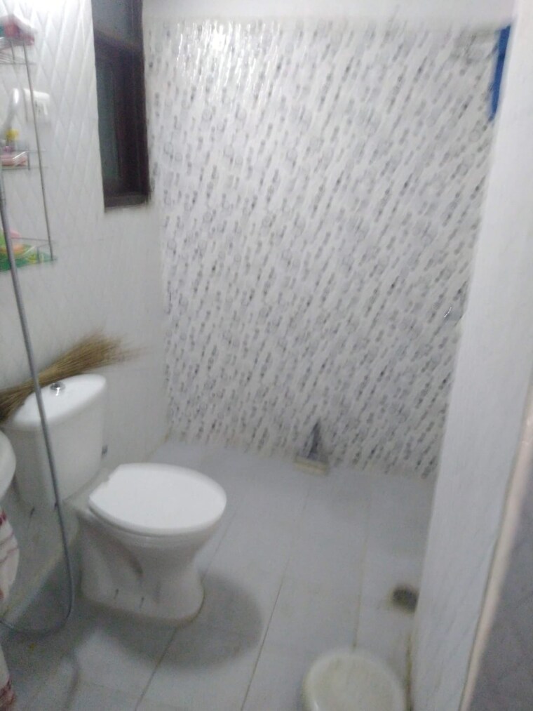 Bathroom, himalaya-tanishq 3 Bedroom 1421 Sq.Ft. Apartment In Raj Nagar Extension Ghaziabad 8373057