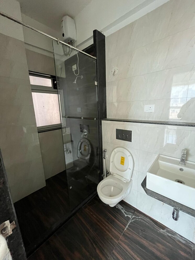Bathroom, shreeji-atlantis 2 Bedroom 733 Sq.Ft. Apartment In Malad West Mumbai 8373071