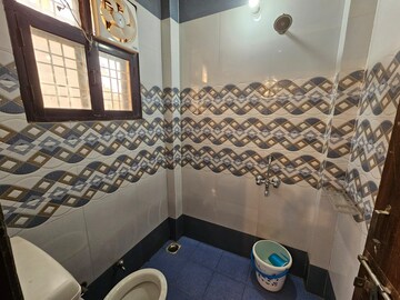 Team Area in 1 BHK Apartment at Tulip Perla, Sector 49 – for Rent