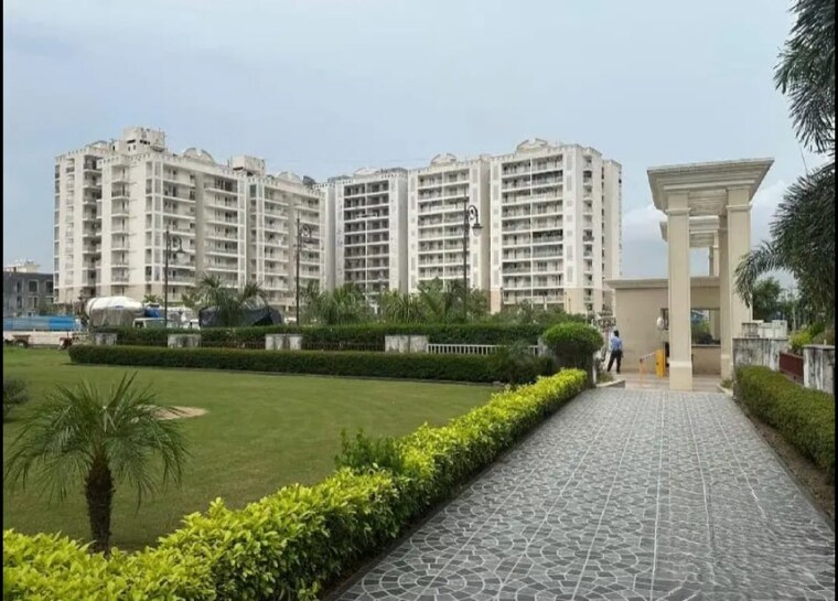 Exterior View, peer mucchalla 3 Bedroom 1750 Sq.Ft. Apartment In Peer Mucchalla Zirakpur 8373069