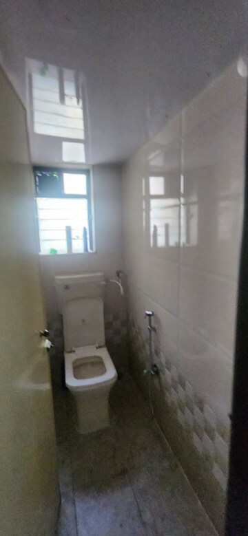 Bathroom in 1.5 BHK Apartment at Diamond Garden, Chembur – for Rent