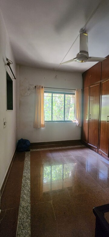 Bedroom in 1.5 BHK Apartment at Diamond Garden, Chembur – for Rent