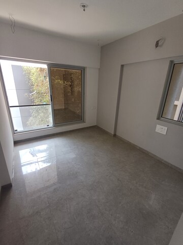 Furnished Amenities in 2 BHK Apartment at Jogeshwari East – for Sale