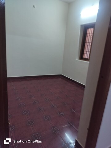 Room in 2 BHK Builder Floor at Urapakkam – for Sale