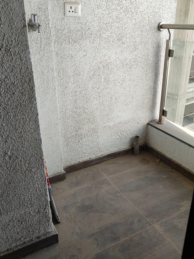 Room, gera-world-of-joy Studio 270 Sq.Ft. Apartment In Kharadi Pune 8373043