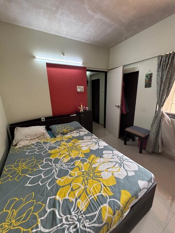 Bedroom in 1 BHK Apartment at Anita Nagar Chs, Kandivali East – for Rent