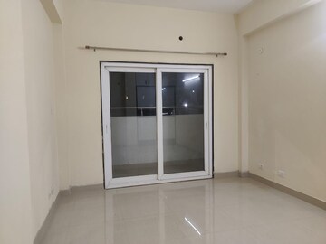 Room in 2 BHK Apartment at Sector 14 Dwarka – for Rent