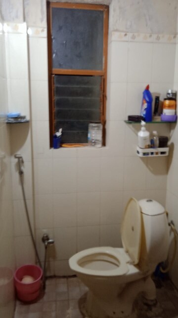 Bathroom in 2 BHK Apartment at Thackers Apartments, Camp – for Sale