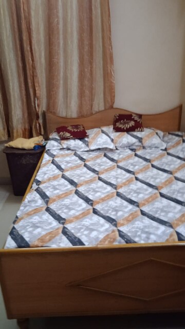 Bedroom in 2 BHK Apartment at Thackers Apartments, Camp – for Sale