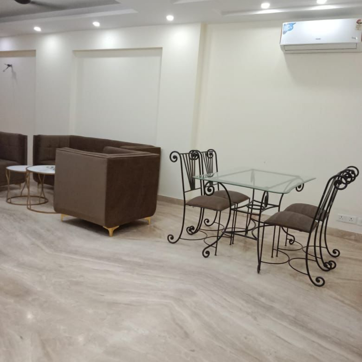 3 BHK 180 Sq.Yd. Apartment in Anant Raj Estate Plots