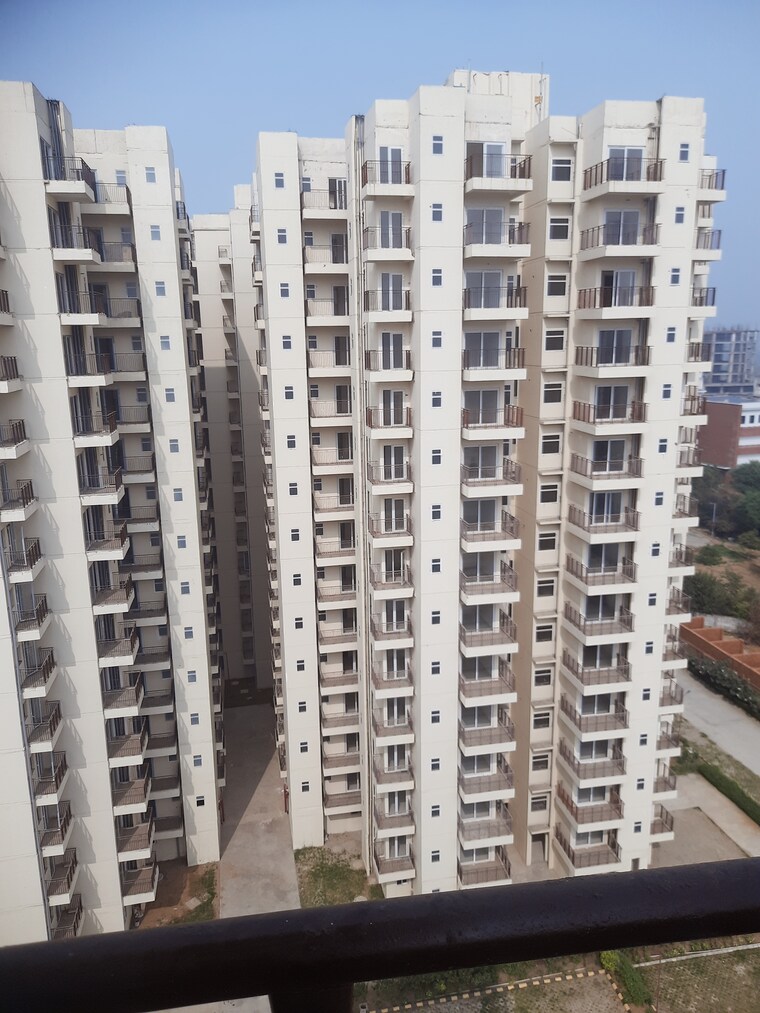 Exterior View, pivotal-paradise 2 Bedroom 686 Sq.Ft. Apartment In Sector 62 Gurgaon 8373537