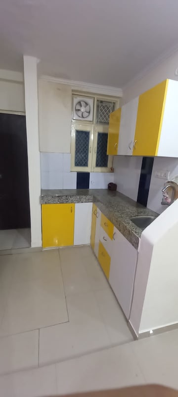 Team Area in 1 RK Independent House at Vatika City, Sector 49 – for Rent