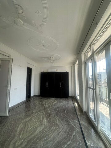 Building Lobby in 3 BHK Independent House at Vatika City, Sector 49 – for Rent