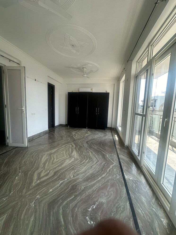 undefined, vatika-city 3 Bedroom 1550 Sq.Ft. Independent House In Sector 49 Gurgaon 8373726