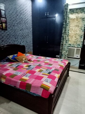 Bedroom in 3 BHK Builder Floor at Uppal Southend, Sector 49 – for Rent