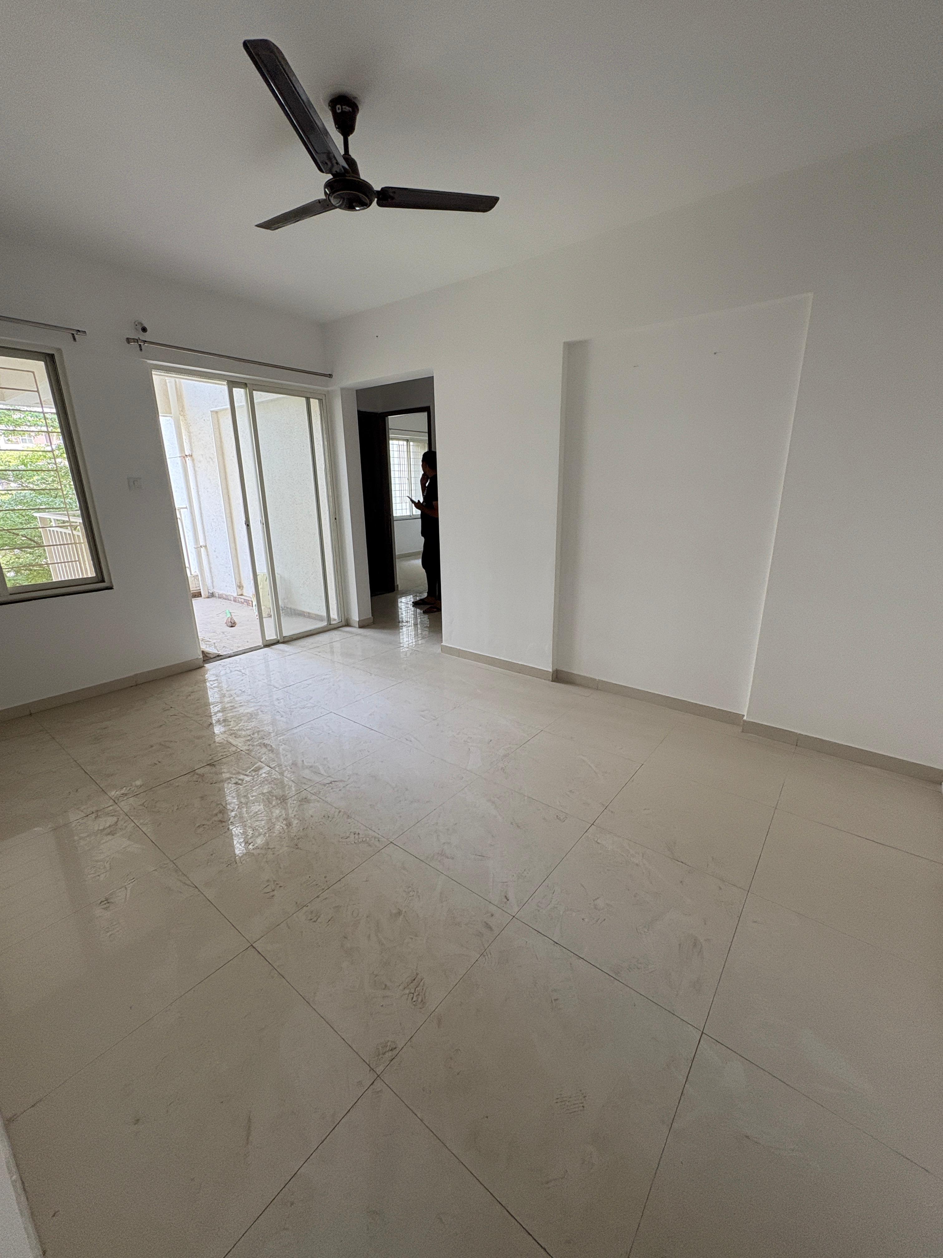 2 BHK + Servant Room Apartment For Sale in Majestique Manhattan Phase 2