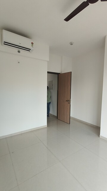 Master Bedroom in 2 BHK Apartment at Lodha Vista, Lower Parel – for Rent
