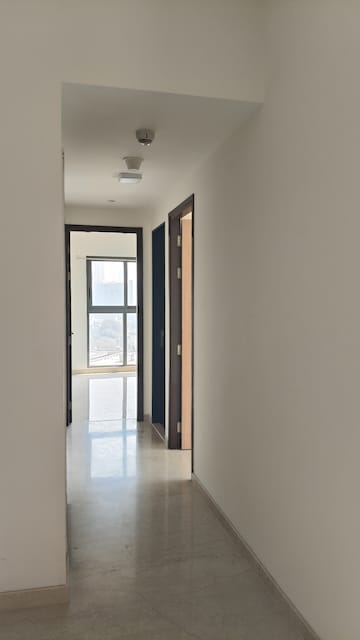  2 BHK Apartment at Lodha Vista, Lower Parel – for Rent