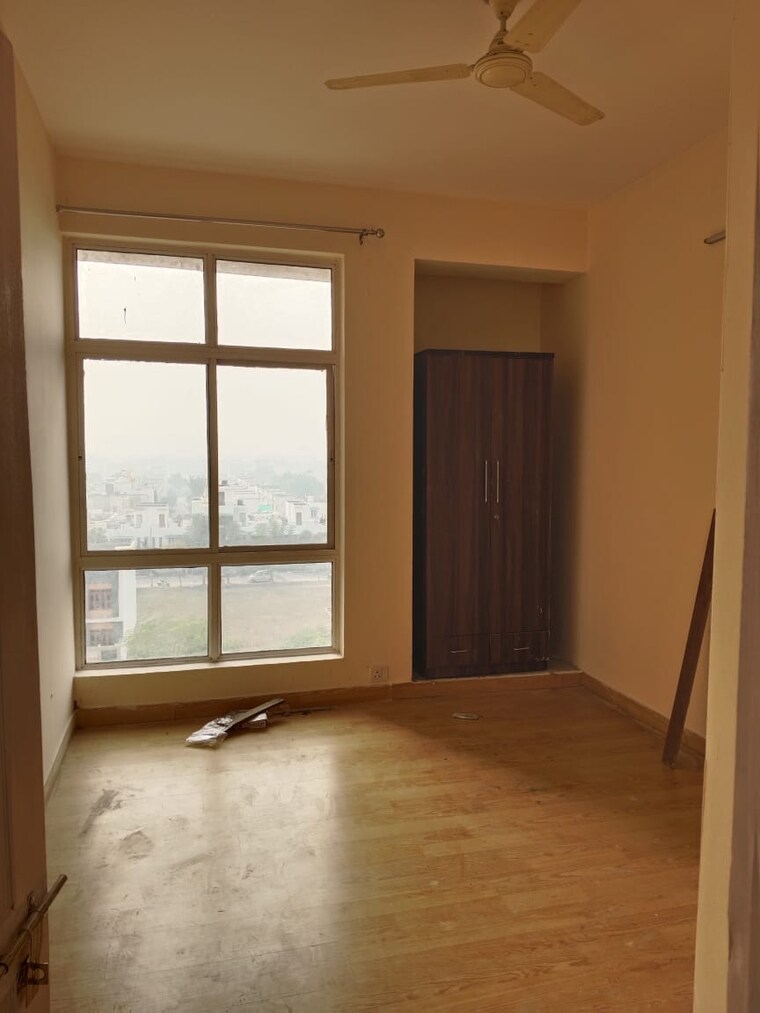 Bedroom, sushant golf city 3 Bedroom 1337 Sq.Ft. Apartment In Sushant Golf City Lucknow 8373839