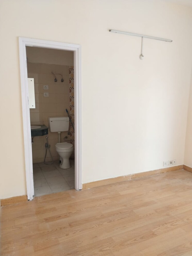 Bathroom, sushant golf city 3 Bedroom 1337 Sq.Ft. Apartment In Sushant Golf City Lucknow 8373839