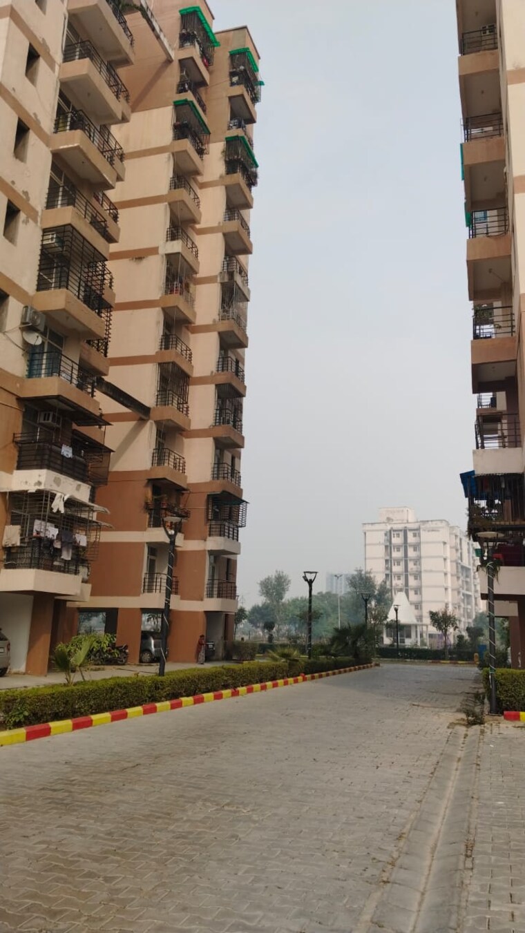 Exterior View, sushant golf city 3 Bedroom 1337 Sq.Ft. Apartment In Sushant Golf City Lucknow 8373839