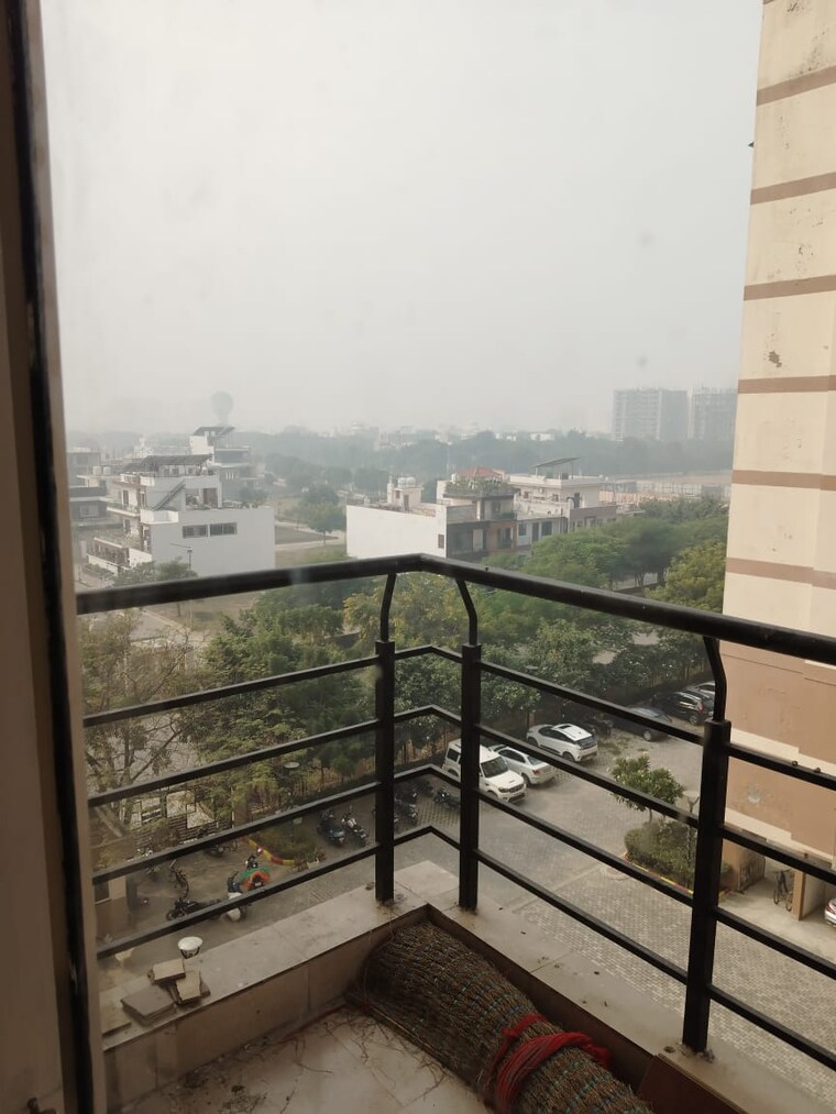 Balcony, sushant golf city 3 Bedroom 1337 Sq.Ft. Apartment In Sushant Golf City Lucknow 8373839