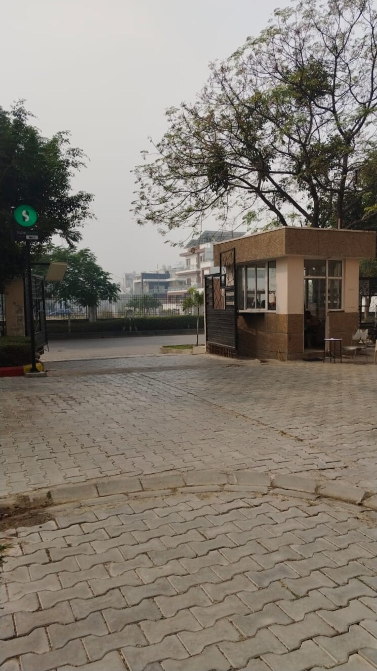 Exterior View, sushant golf city 3 Bedroom 1337 Sq.Ft. Apartment In Sushant Golf City Lucknow 8373839