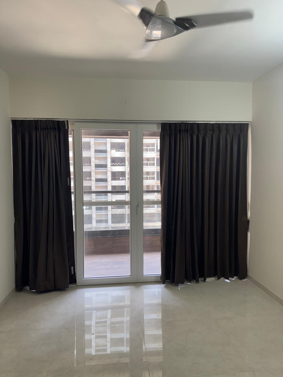 2 BHK + Servant Room Apartment For Sale in Majestique Marbella Phase 1