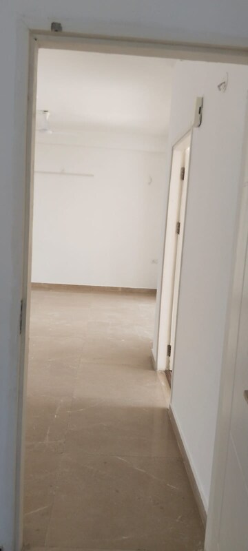 Room in 3 BHK Apartment at Mapsko Mount Ville, Sector 79 – for Rent