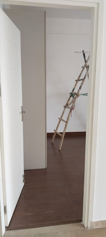 Staircase in 3 BHK Apartment at Mapsko Mount Ville, Sector 79 – for Rent