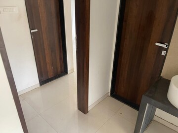 Room in 2 BHK Apartment at Vertical Oriana, Keshav Nagar – for Rent