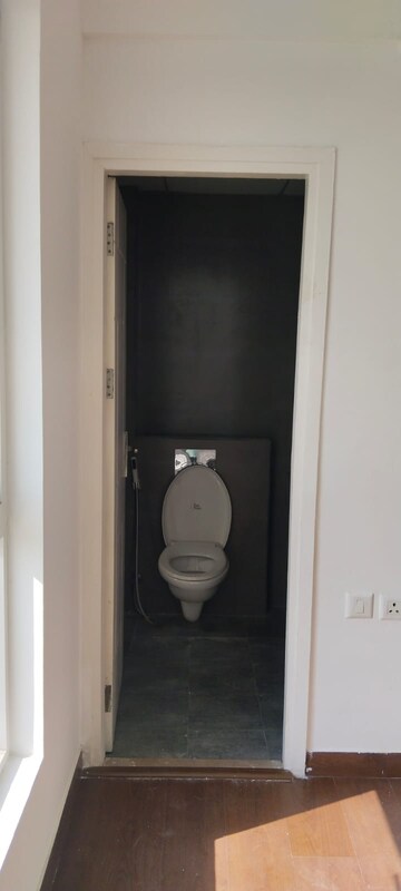 Bathroom in 3 BHK Apartment at Mapsko Mount Ville, Sector 79 – for Rent