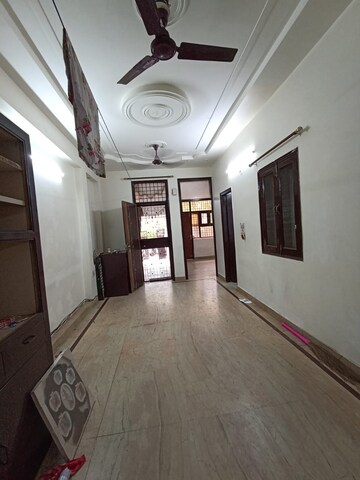 Building Lobby in 2.5 BHK Builder Floor at Paschim Vihar – for Rent