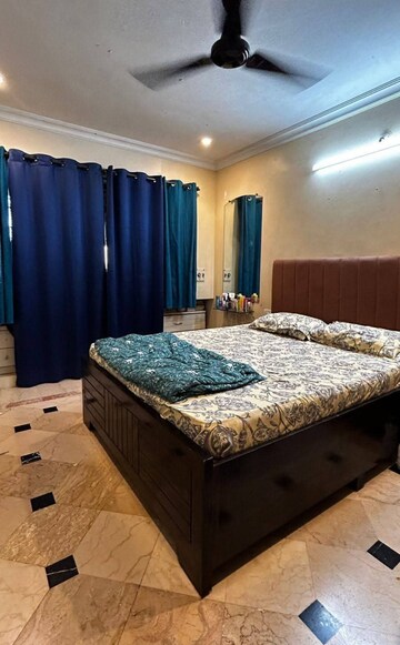 Bedroom in 2 BHK Apartment at Lake Home, Powai – for Rent