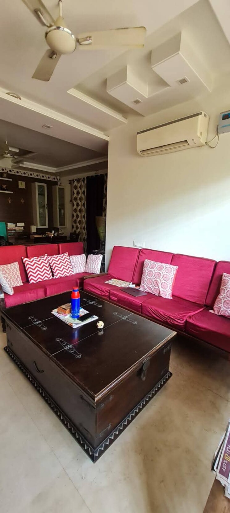 Living Room, ardee-city 3 Bedroom 1350 Sq.Ft. Builder Floor In Sector 52 Gurgaon 8374048
