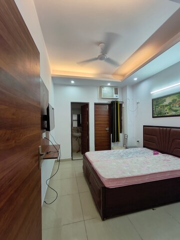 Kitchen in 1 BHK Builder Floor at Vipul Square, Sushant Lok I – for Rent
