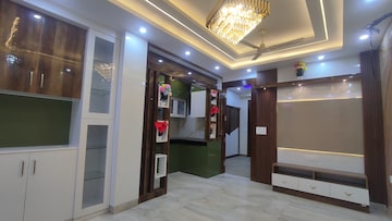 Room in 2 BHK Apartment at Sector 73 – for Sale