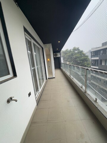 Balcony in 4 BHK Builder Floor at Ansal Sushant Lok I, Sector 43 – for Rent
