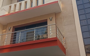 6 BHK Independent House For Sale in RWA Apartments Sector 52, Sector 52