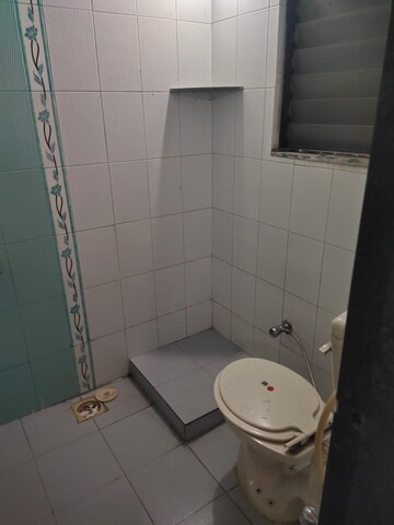 Bathroom in 3 BHK Apartment at Supreme Estia Phase 1, Baner – for Rent