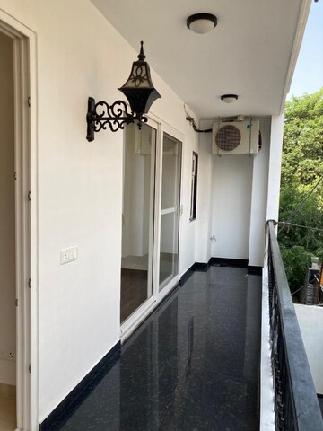 Balcony in 4 BHK Builder Floor at Ansal Sushant Lok I, Sector 43 – for Rent