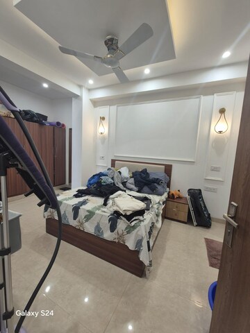Gym in 2 BHK Builder Floor at Ansal Sushant Lok I, Sector 43 – for Rent