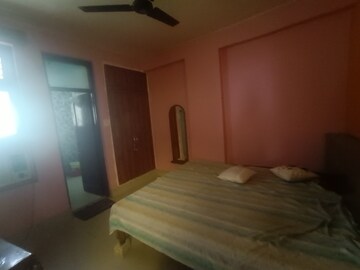 Bedroom in 3.5 BHK Apartment at Bailey Road – for Rent