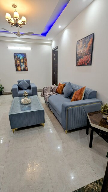 Living Room in 2 BHK Builder Floor at Sector 42 – for Rent
