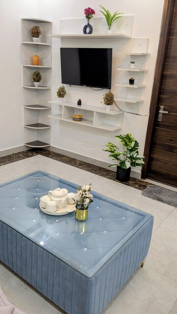 Bathroom in 2 BHK Builder Floor at Sector 42 – for Rent