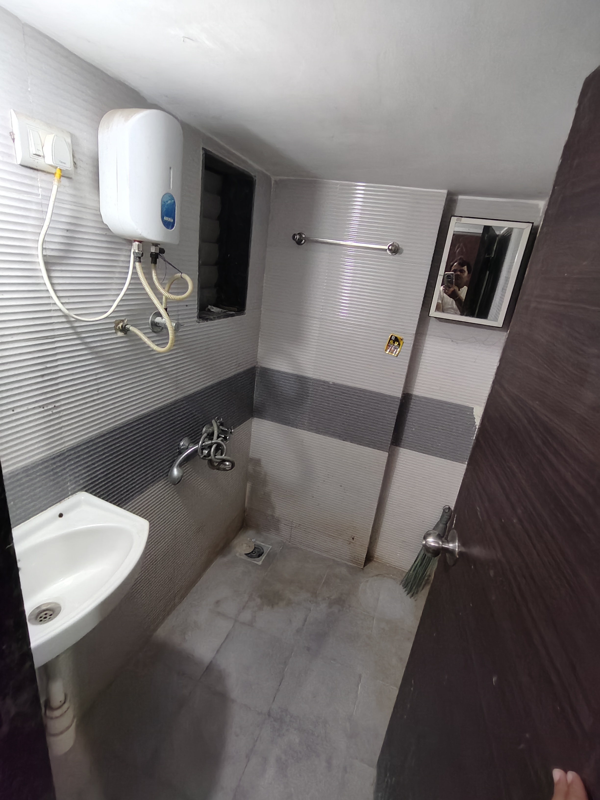 1 BHK + Extra Room 575 Sq.Ft. Apartment in Shree Manibhadra Heights