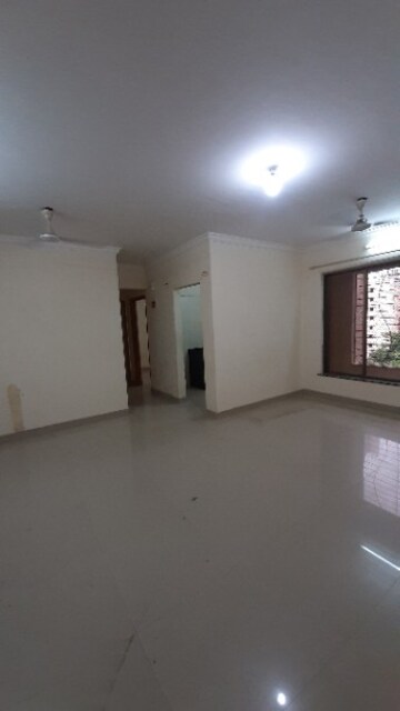 1 RK Apartment For Rent in Vasant Valley Complex, Malad East