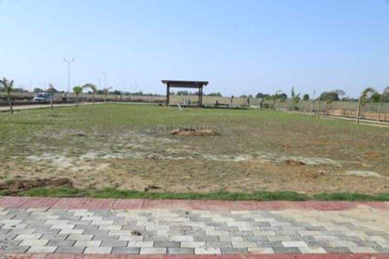 undefined, soha-neal-city  110 Sq.Yd. Plot In Sector 98 Faridabad 8374376