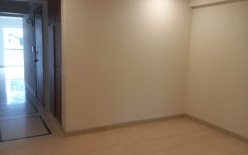 3 BHK Builder Floor For Rent in Saket