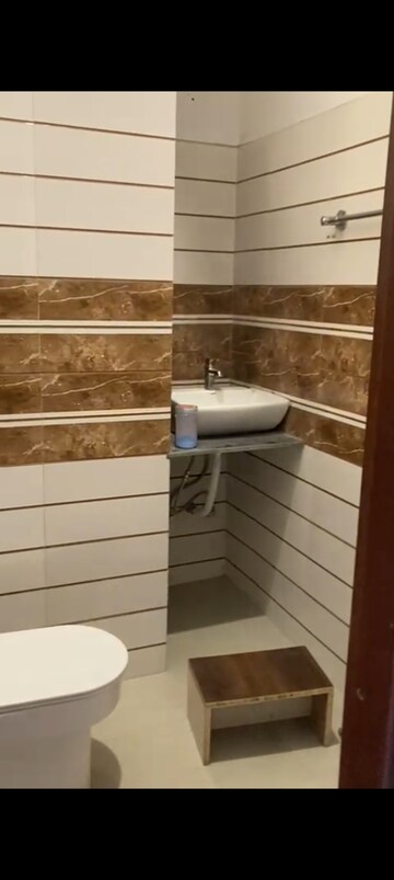Staircase in 3 BHK Builder Floor at Sector 46 – for Rent